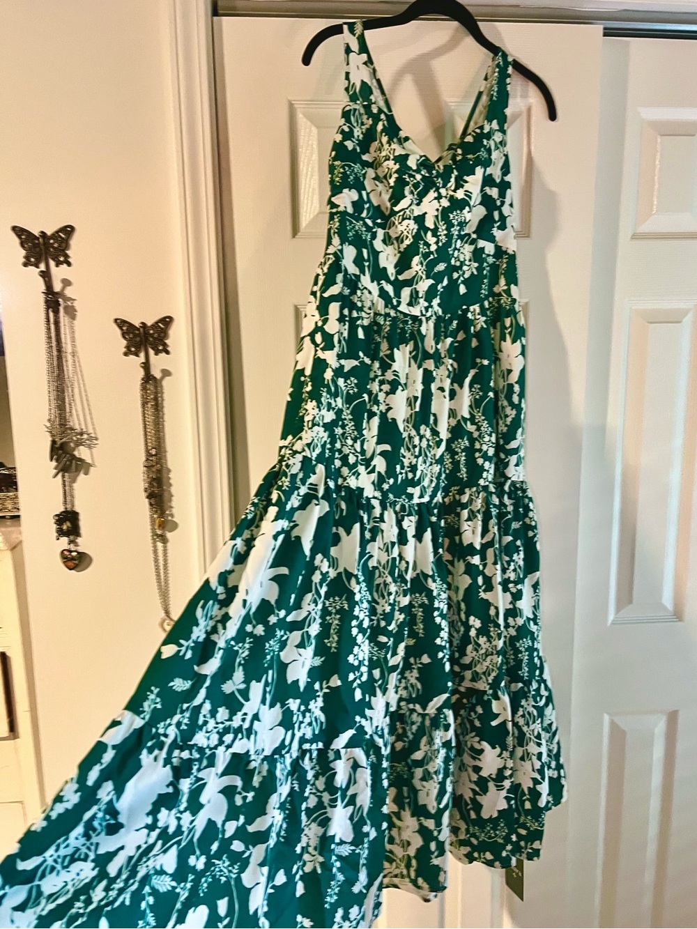 Halara NWT Green & White Floral Tiered Sundress - Picture 3 of 9